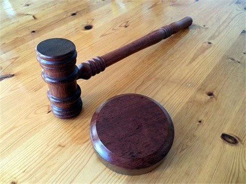咨詢上海市專業(yè)刑事律師瀆職又受賄為何不并罰