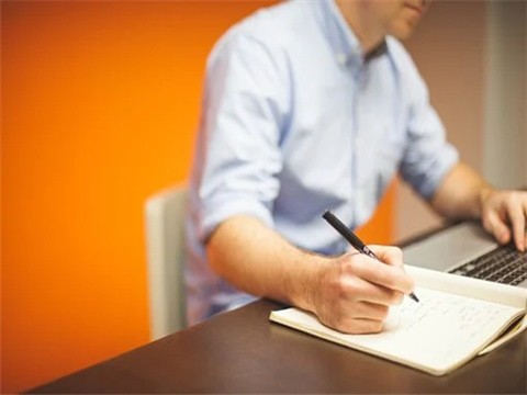 上海債務(wù)訴訟時(shí)能主張支付逾期付款損失嗎